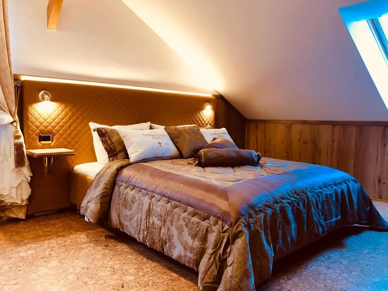 アパート ガルミッシュ・パルテンキルヒェンGolden Gapa Luxury Penthouse 31アパートメント